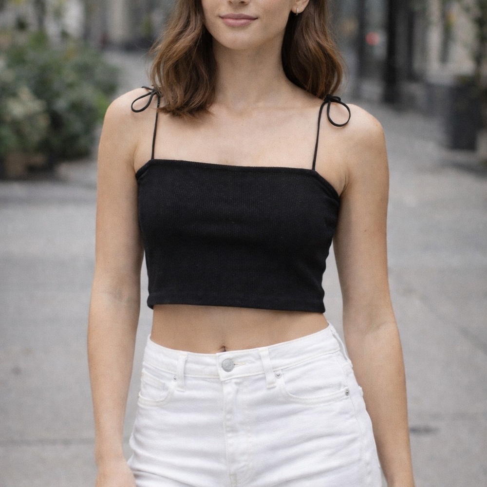 SHEIN Black Tie-Strap Crop Top